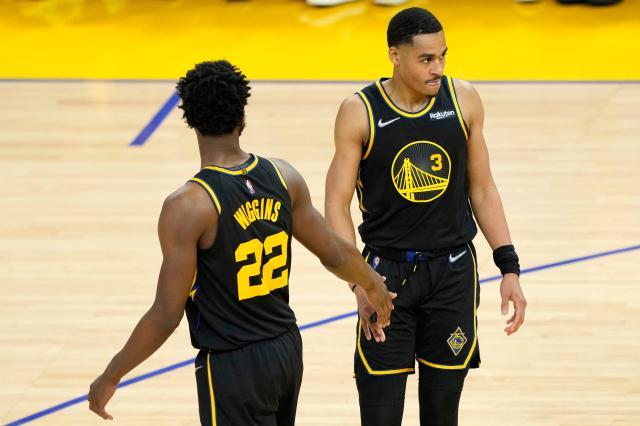 开云官网-豪掷2.49亿！勇士冲连冠不怕烧钱 夺冠年收入7亿