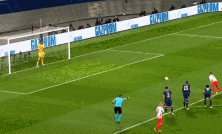 【欧冠】维纳尔杜姆2球 巴黎圣日耳曼遭莱比锡绝平