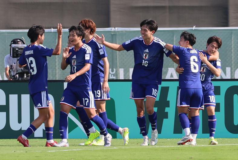 kaiyun-CCTV5直播中国VS日本!谁敢横刀立马?唯我彭大将军!范志毅辣评