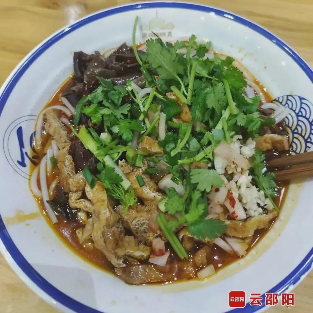 kaiyun-邵阳队VS大湾区湖南人队,这不只是一场比赛,更是一次家人的团圆
